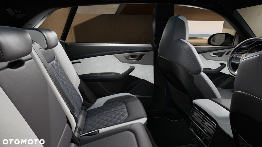 Audi Q8 - 11