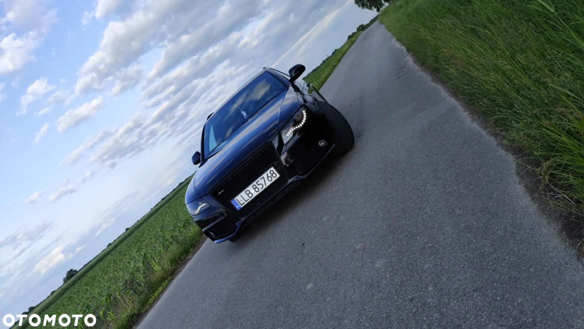 Audi A4 - 1