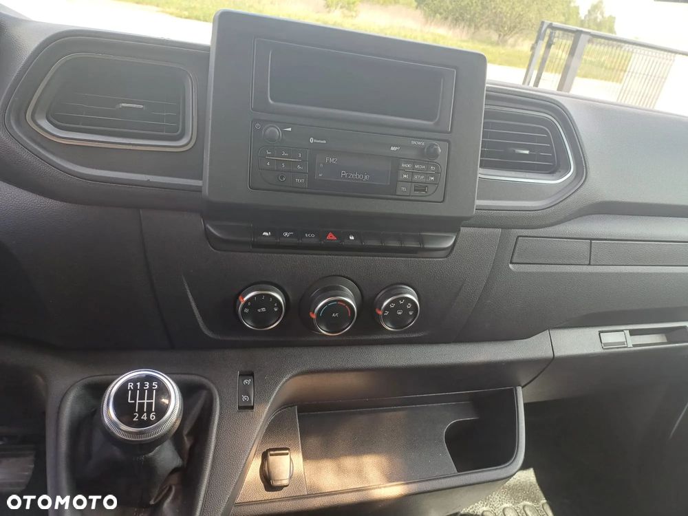 Renault Master 2.3dci 168KM 10palet 2022rok - 26