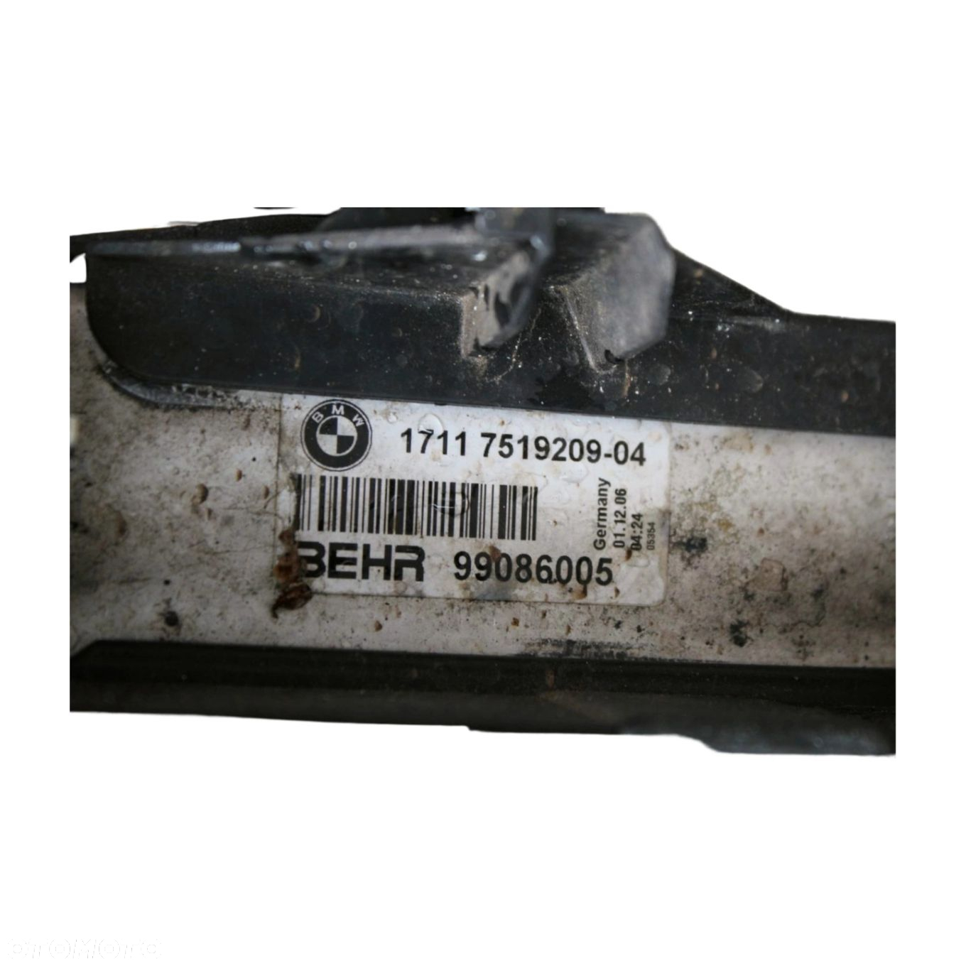 PAS PRZEDNI WZMOCNIENIE CHŁODNICE BMW E63 N62B48 4.8 V8 - 16