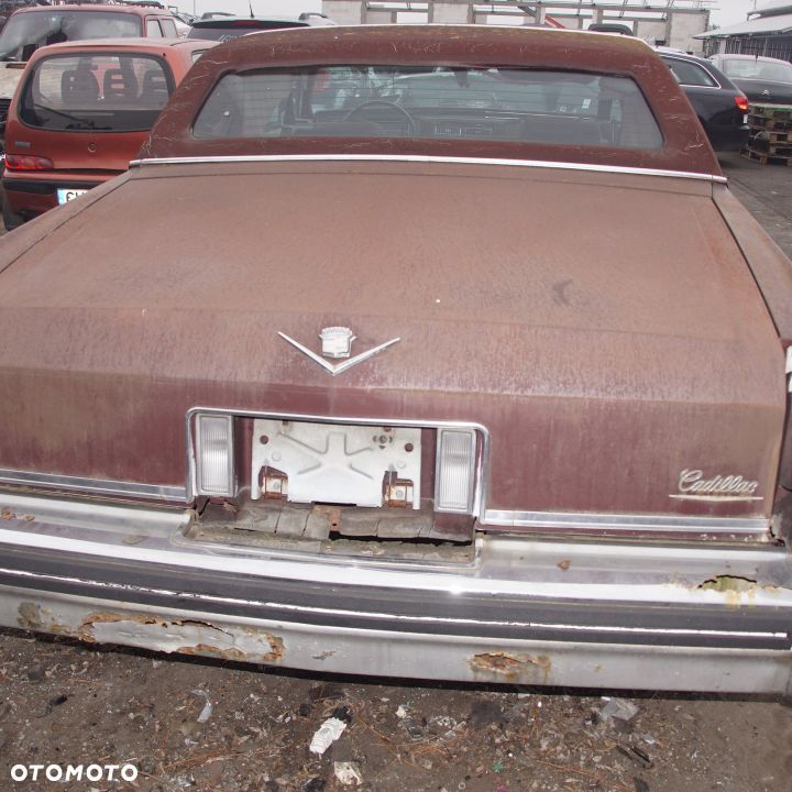 FOTELE KANAPY CADILLAC DE VILLE 1983 COUPE - 2