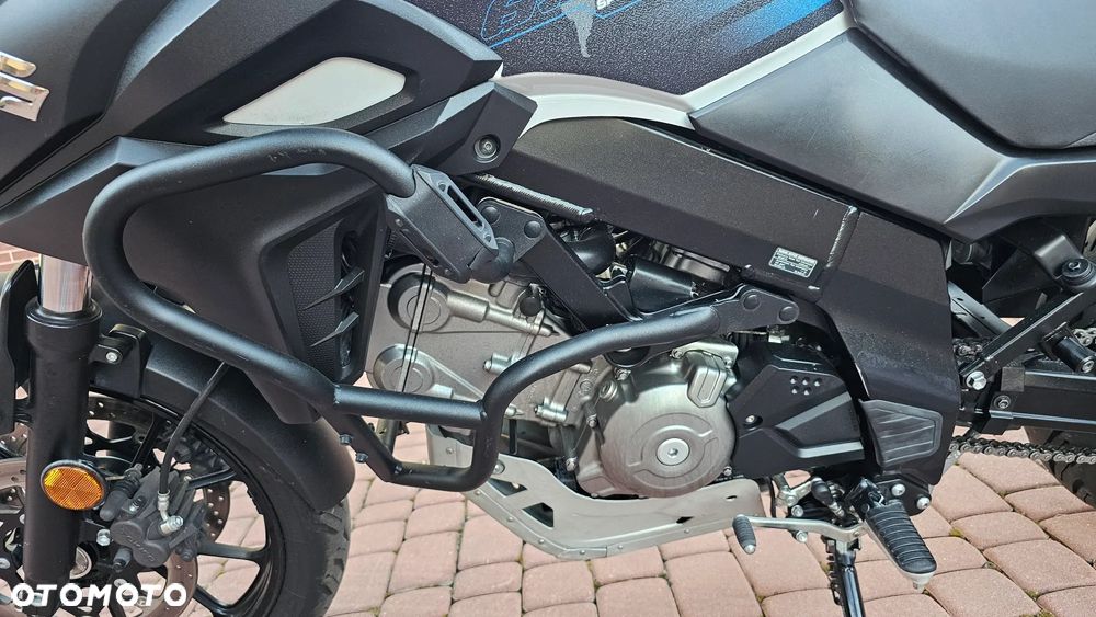 Suzuki V-STROM - 18