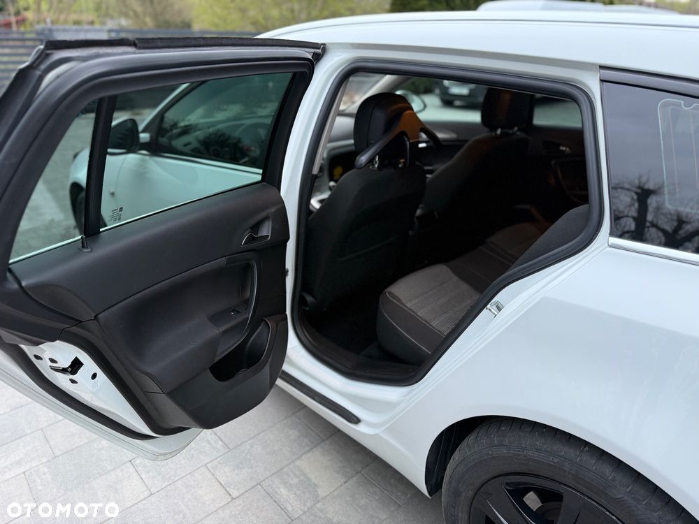 Opel Insignia 2.0 CDTI Cosmo S&S - 9