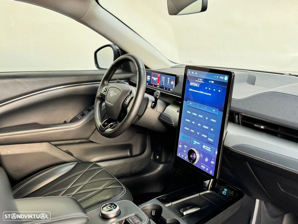 Ford Mustang Mach-E 72.6 kWh Base - 25