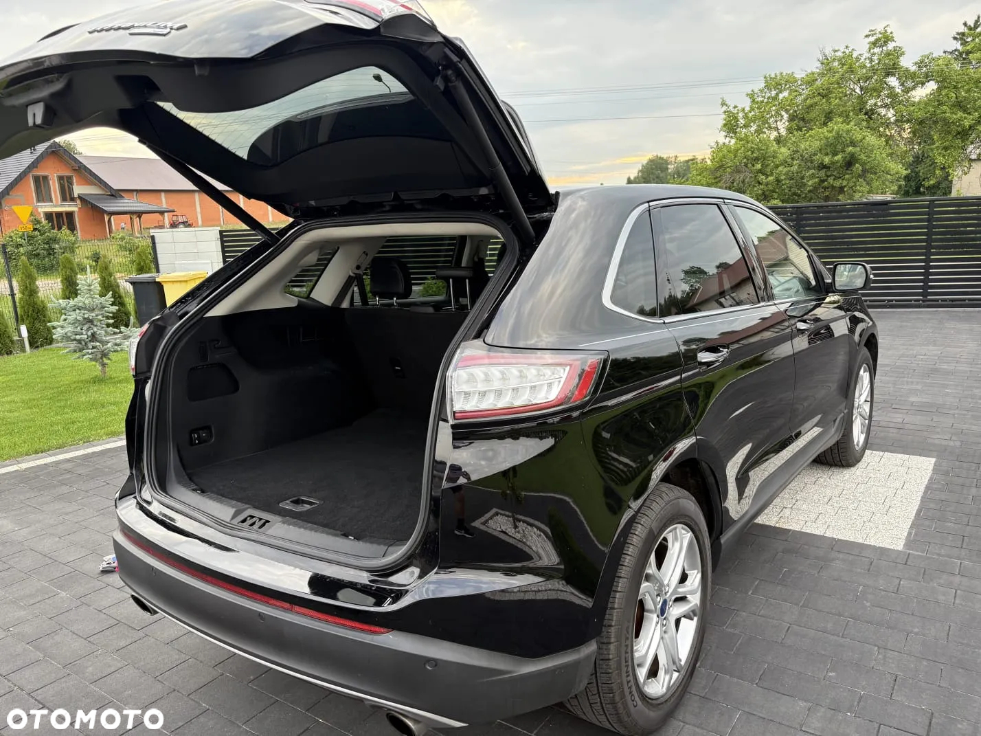 Ford Edge - 6
