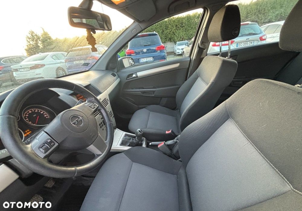 Opel Astra - 11