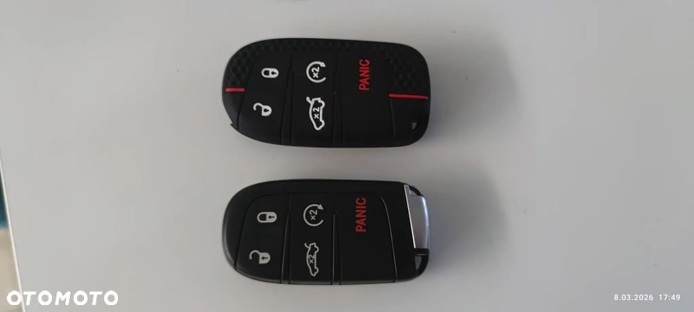 Dodge Challenger 6.4 Scat Pack - 3