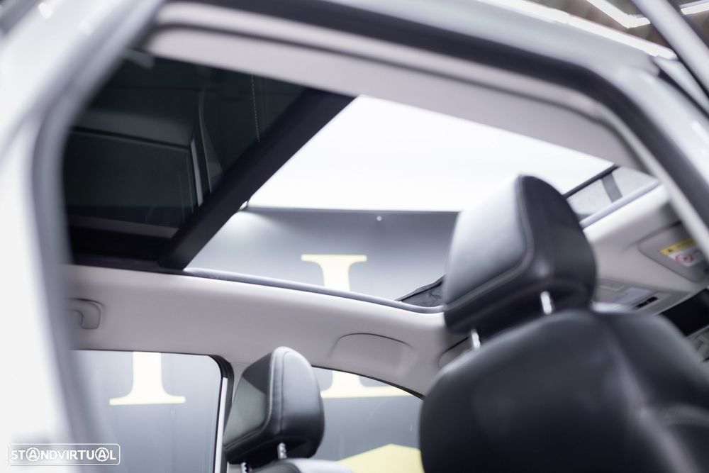 MG ZS EV 44.5 kWh Luxury - 29