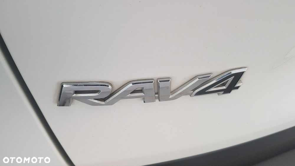 Toyota RAV4 - 13