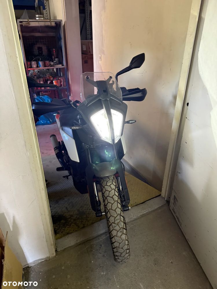 KTM Adventure - 11