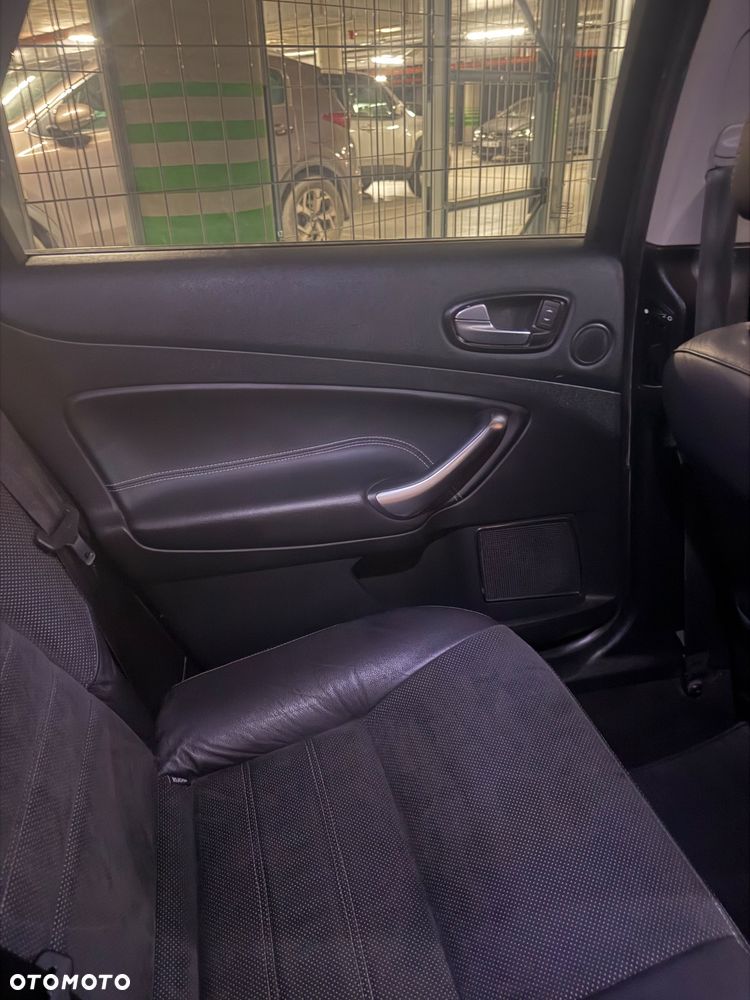 Ford Mondeo 2.0 TDCi Titanium X - 28