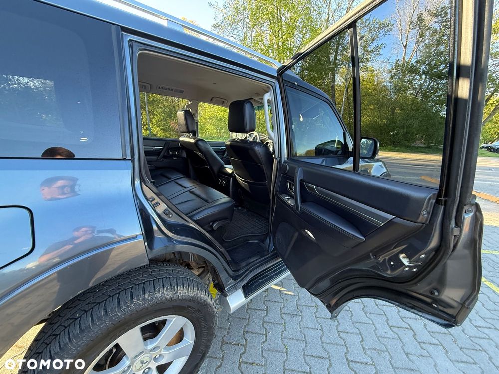 Mitsubishi Pajero 3.2 DID Intense - 9