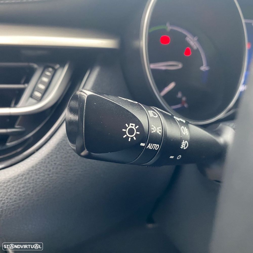 Toyota C-HR 1.8 HSD Comfort+P.Style - 29