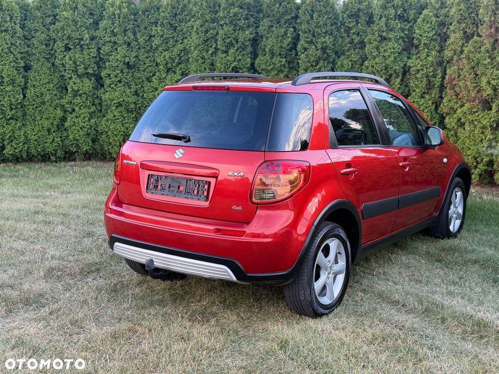 Suzuki SX4 1.6 VVT 4x4 Club - 22