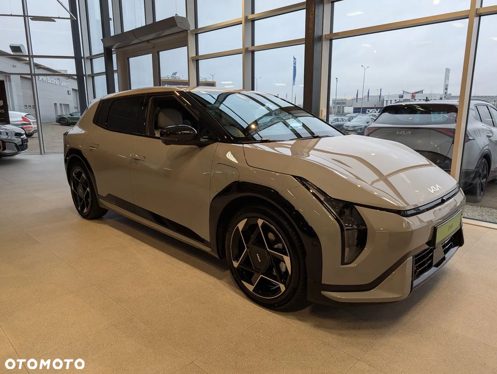 Kia EV4 81.4kWh GT-Line - 4