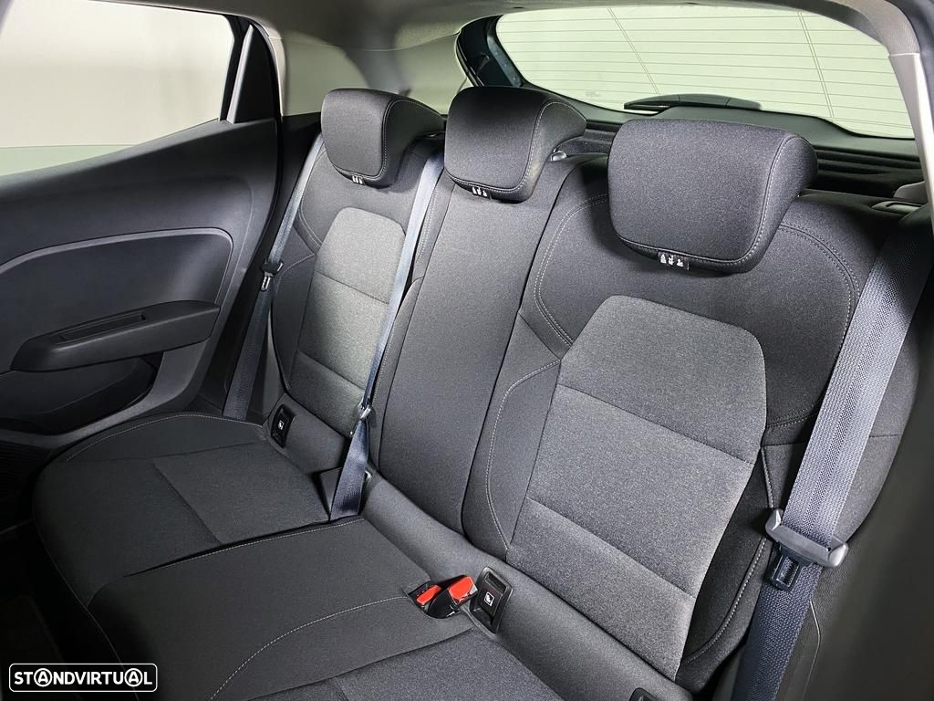 Renault Clio - 19