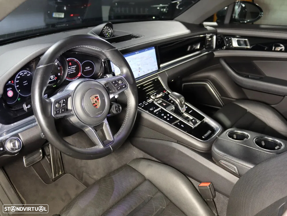 Porsche Panamera 4 E-Hybrid - 9