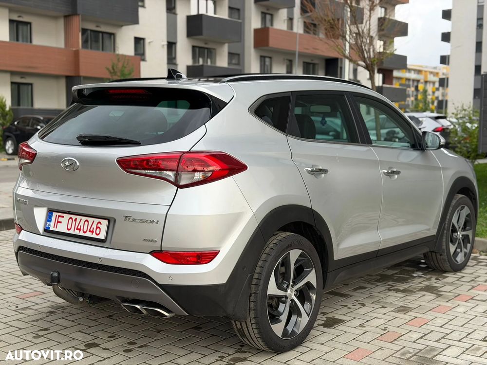 Hyundai Tucson 2.0 CRDI 4WD Automatik Premium - 6