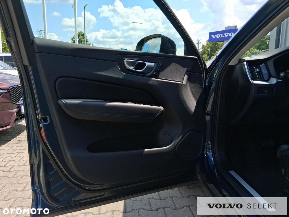 Volvo XC 60 - 21
