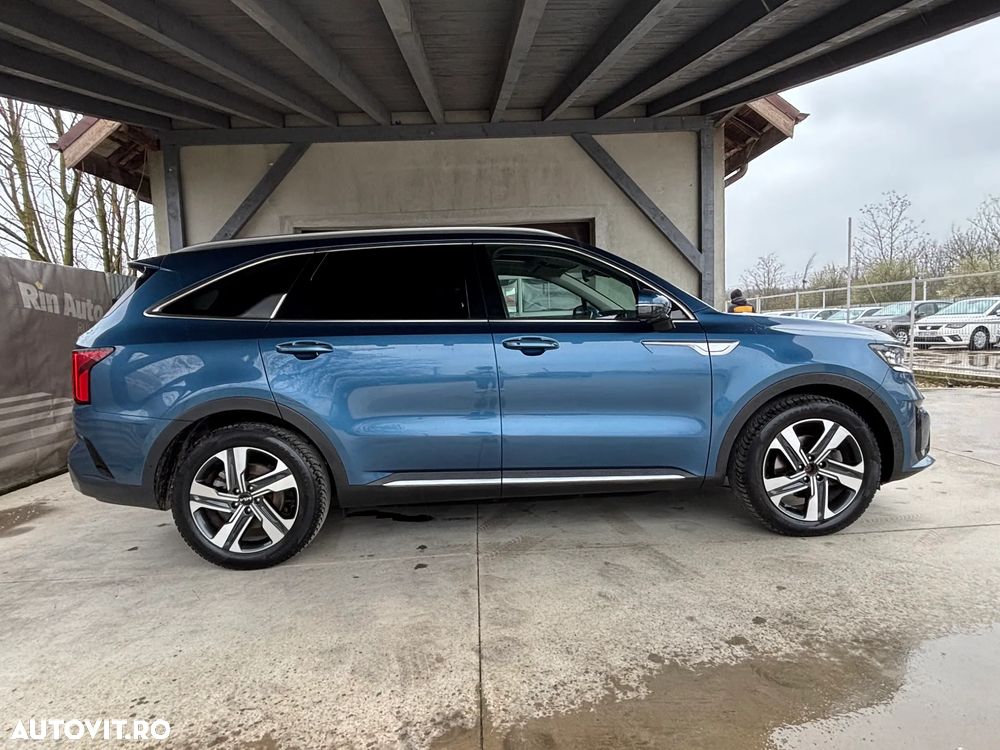 Kia Sorento 1.6 T-GDI HEV 6AT 4x4 7P Design+ - 6