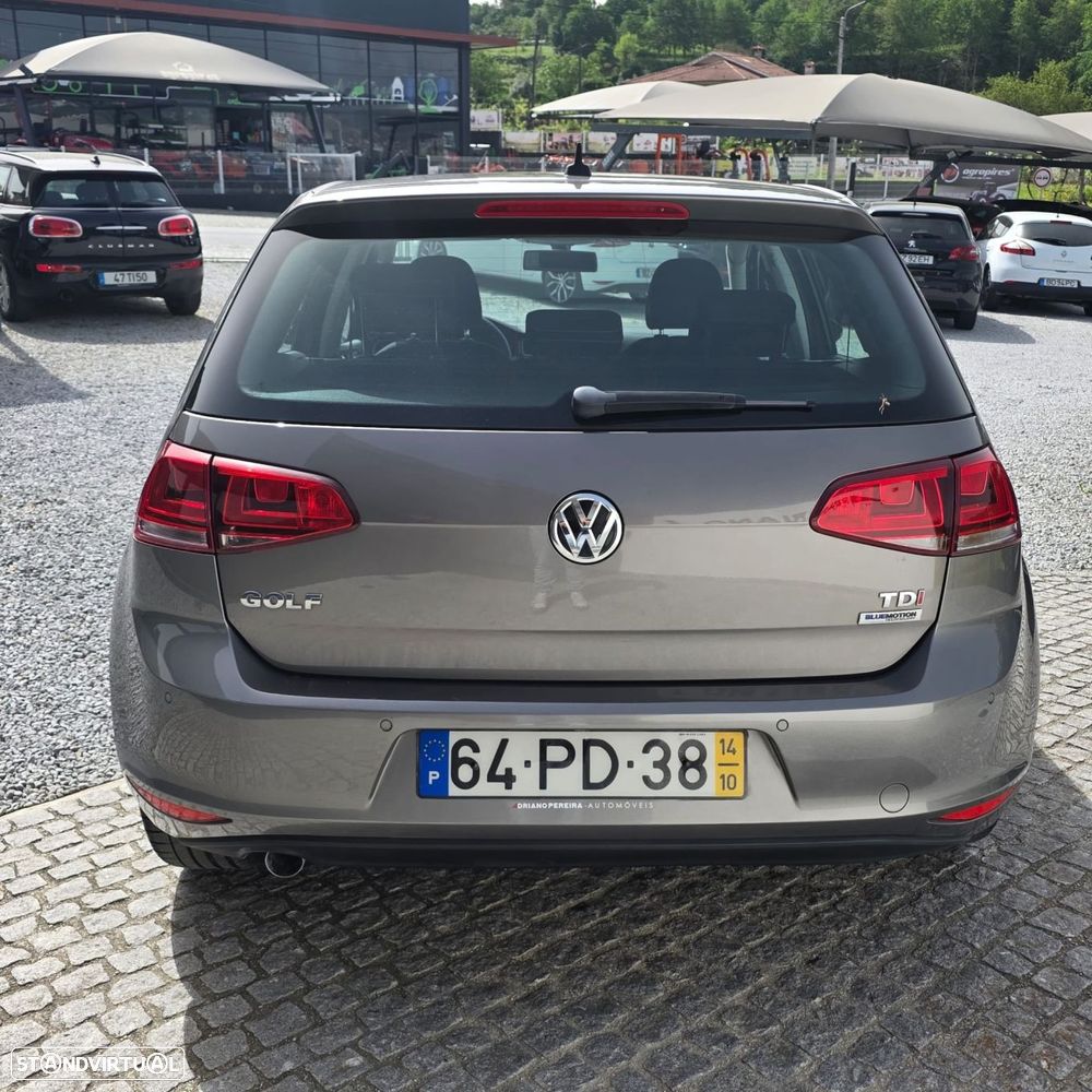 VW Golf 1.6 TDi Highline - 11