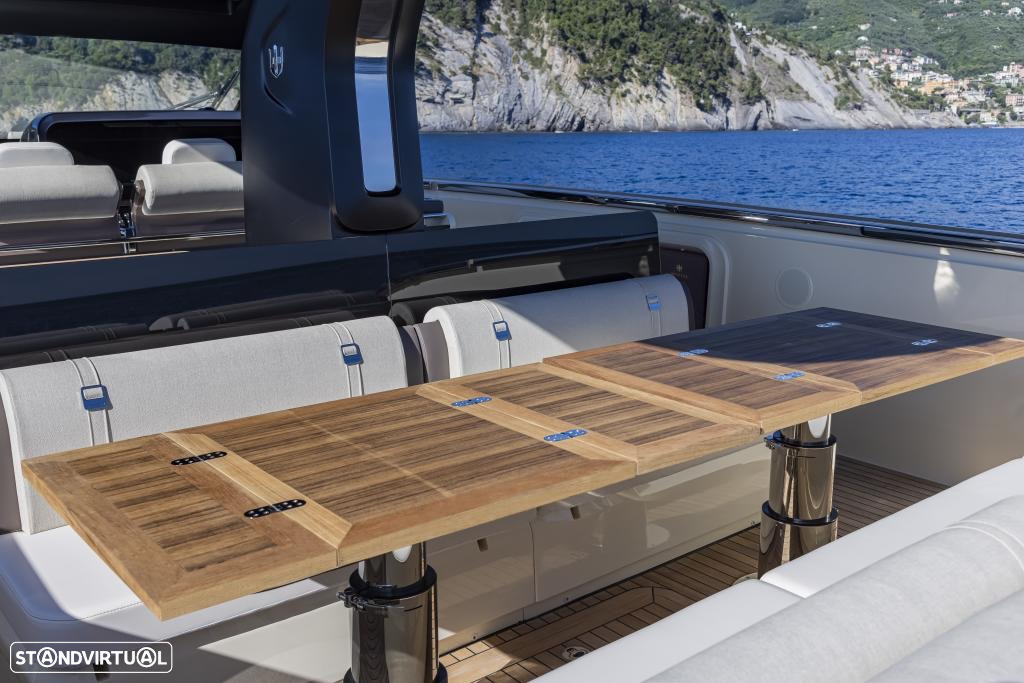 Invictus Yachts TT 460 - 20