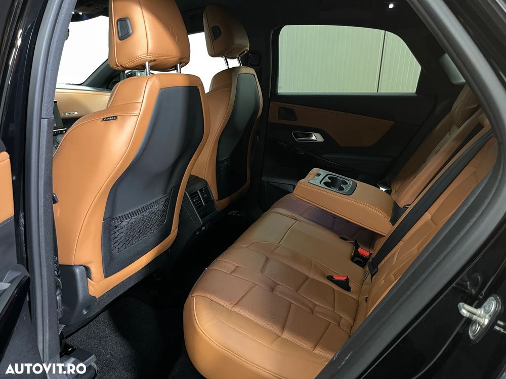 DS Automobiles DS 7 Crossback - 12