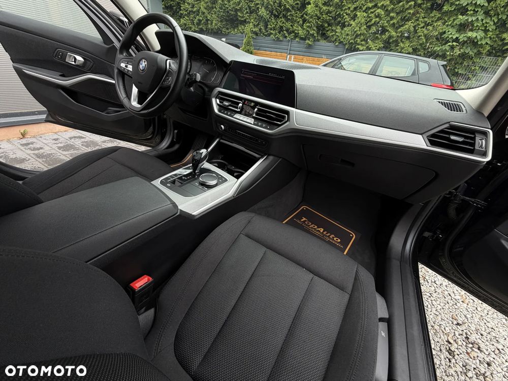 BMW Seria 3 320d Advantage - 15