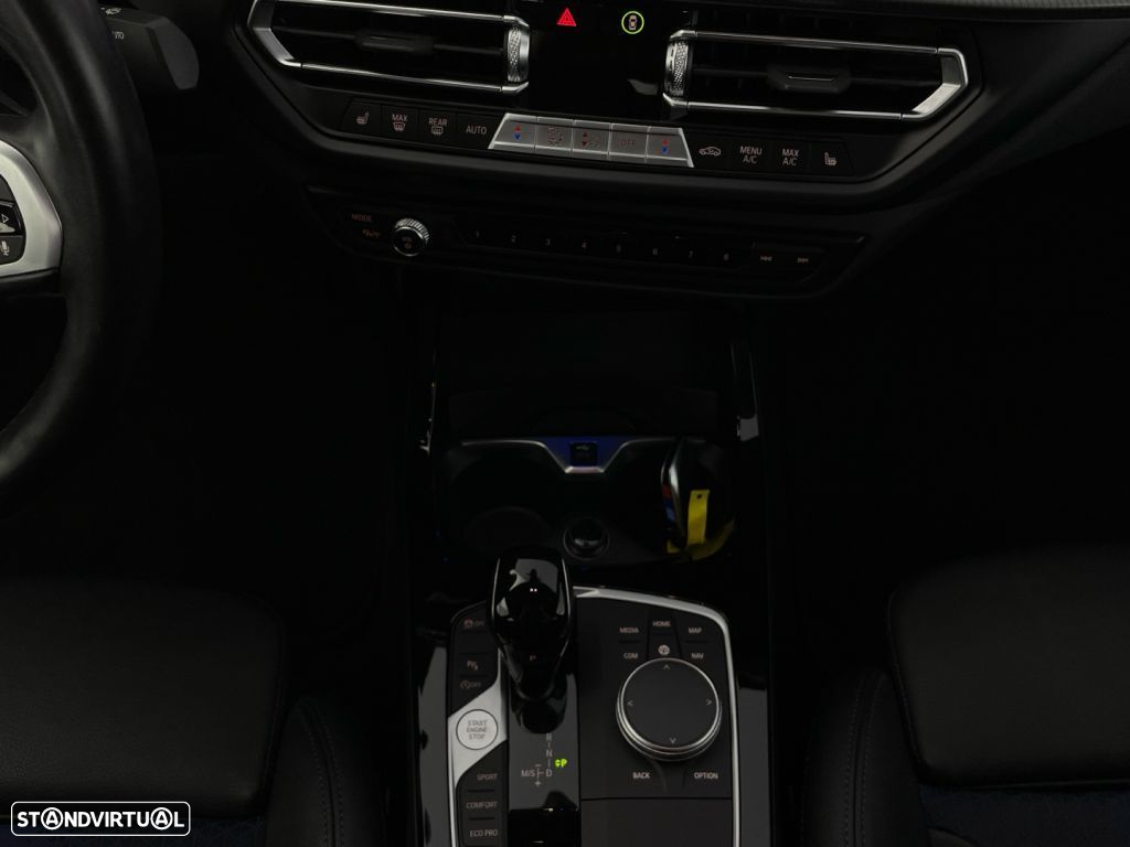 BMW 218 Gran Coupé i Pack Desportivo M - 16