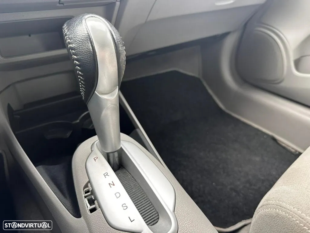Honda Insight 1.3 IMA Hybrid de 2012 para peças - 6