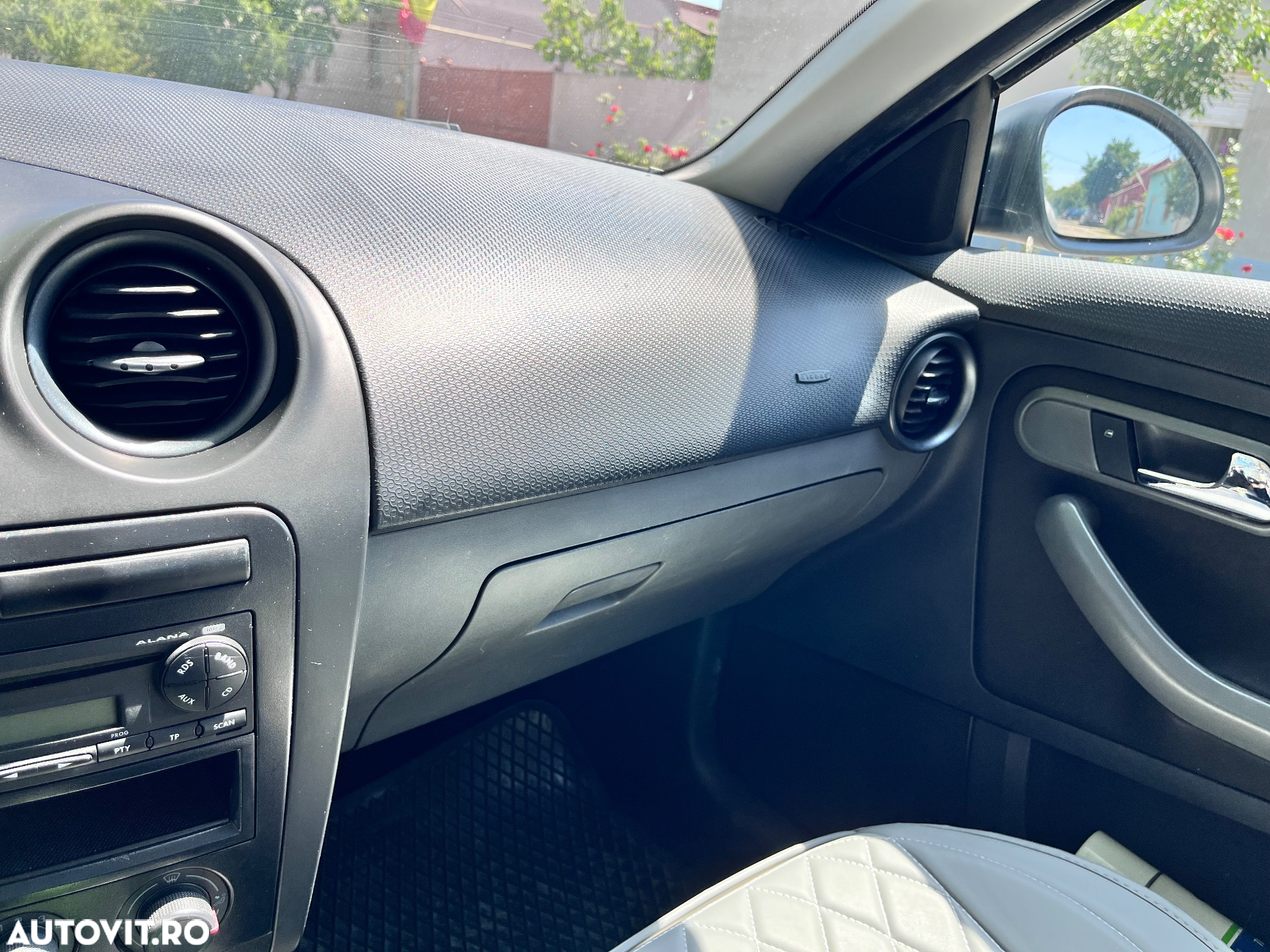 Seat Ibiza - 4