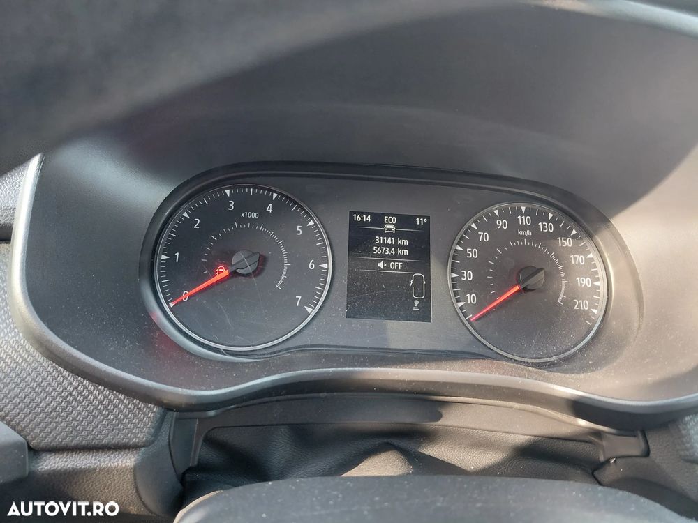 Dacia Logan TCe 90 MT5 Essential - 16