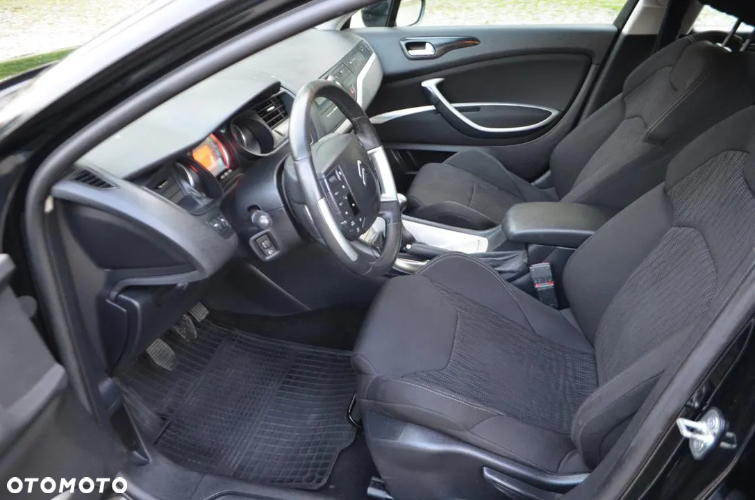 Citroën C5 Tourer HDi 115 FAP Business Class - 21