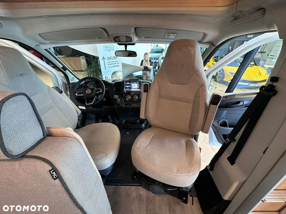 LMC TOURER A690 - 37