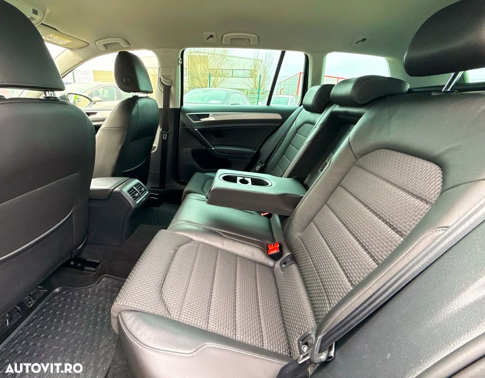 Volkswagen Golf 1.6 TDI DPF BMT DSG Highline - 22