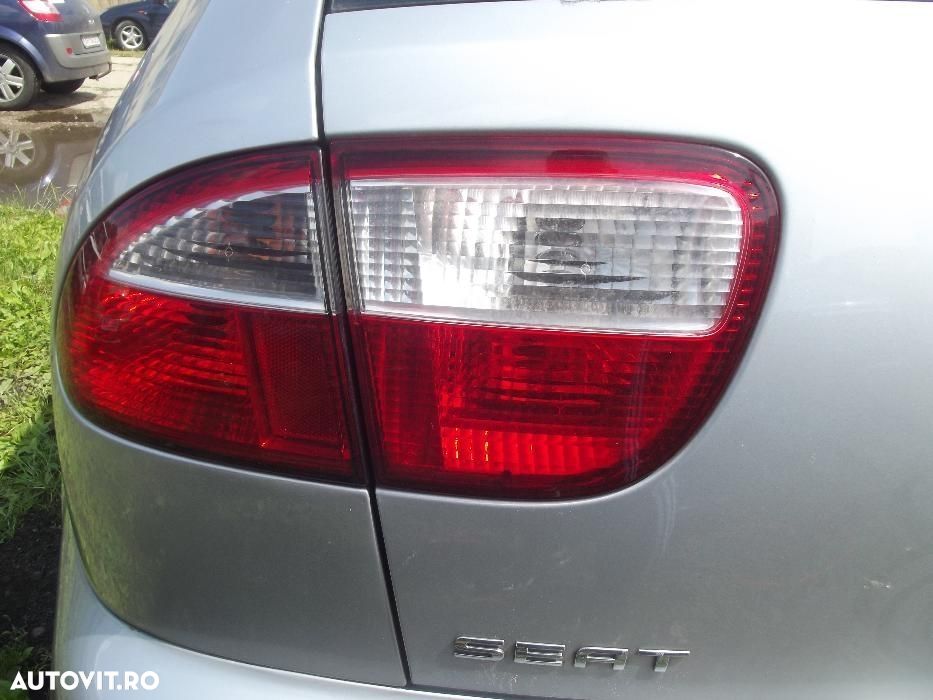 Stop Seat Leon stanga dreapta stopuri Leon dezmembrez Leon 1.6 azd gri - 1