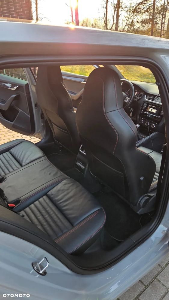 Skoda Octavia 2.0 TDI RS - 14