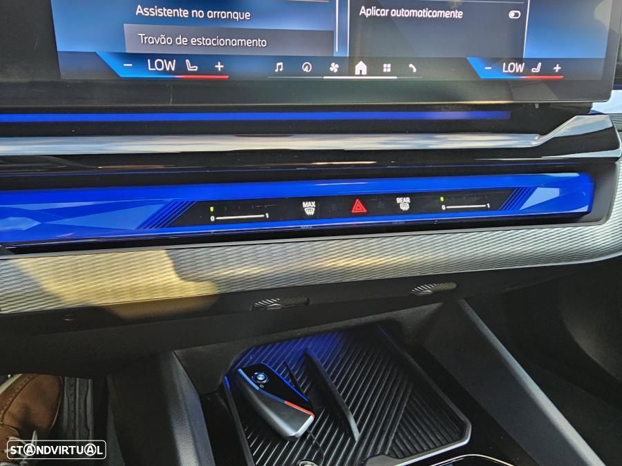 BMW i5 eDrive40 Pack Desportivo M - 33
