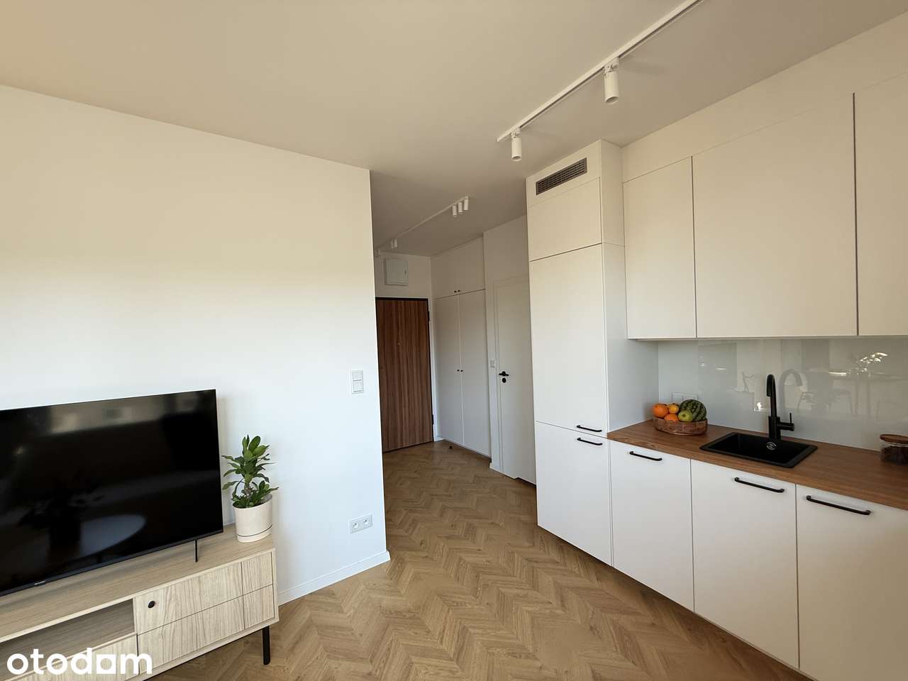 NOWE studio z wydzieloną sypialnią przy M2 Szwedzka (bezpośrednio)