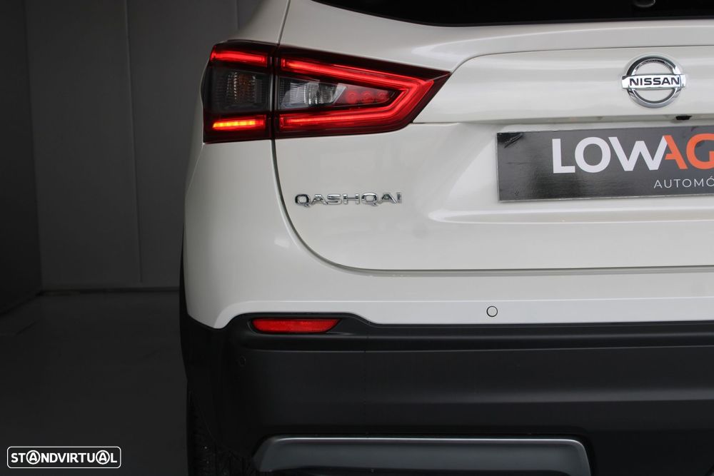 Nissan Qashqai 1.3 DIG-T N-Connecta - 29
