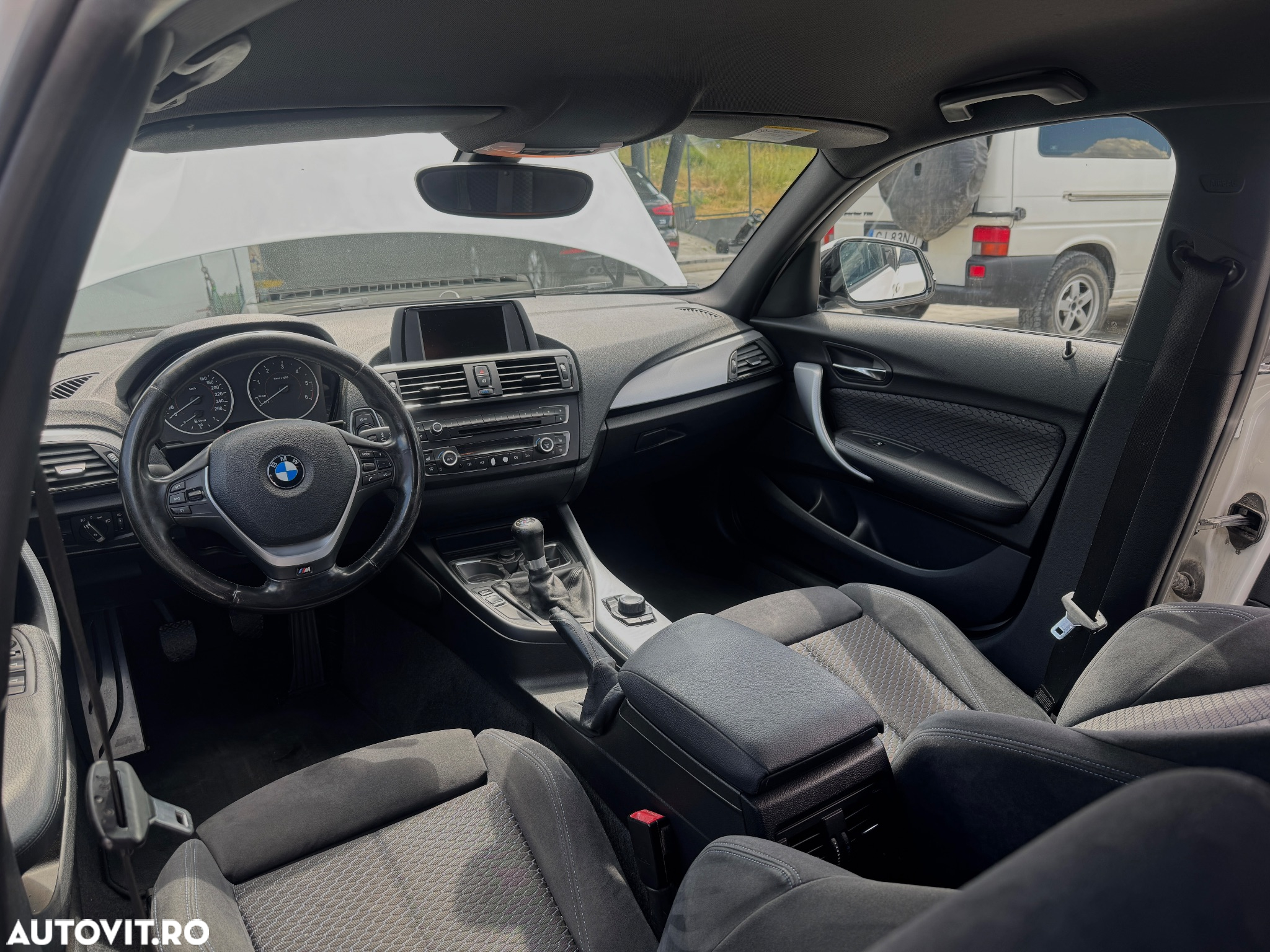 BMW Seria 1 118d - 16