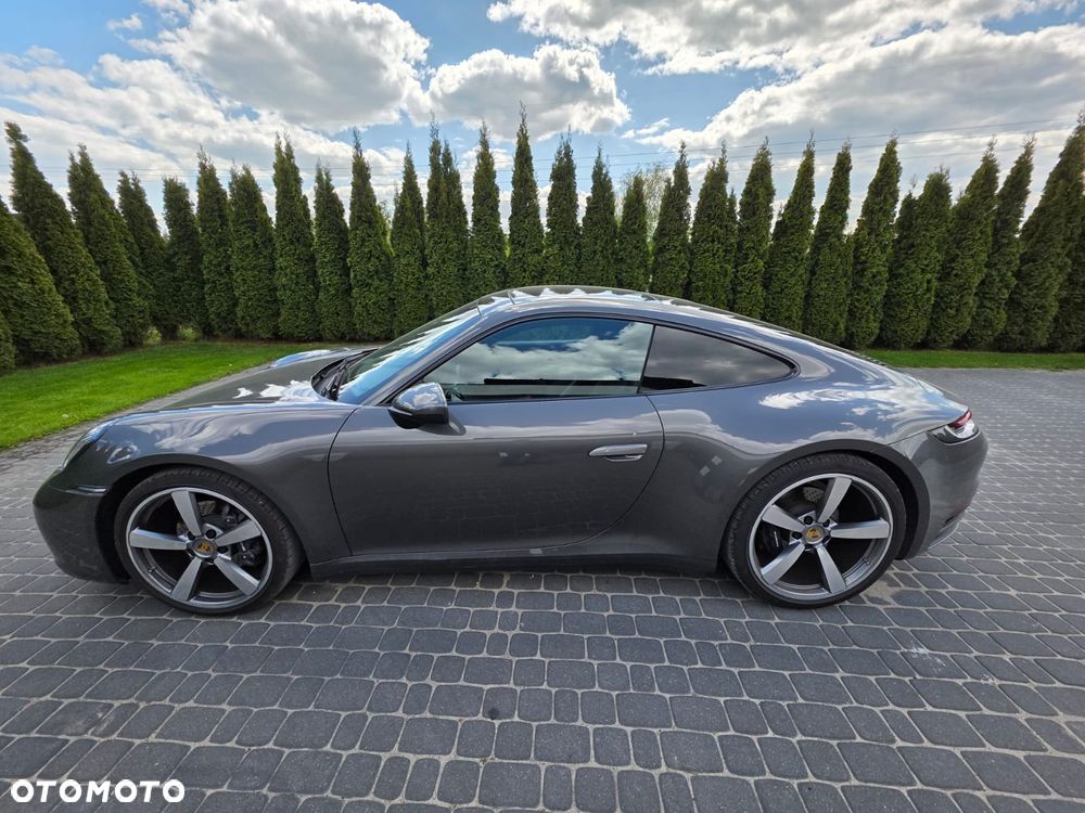 Porsche 911 Carrera 4 PDK - 15