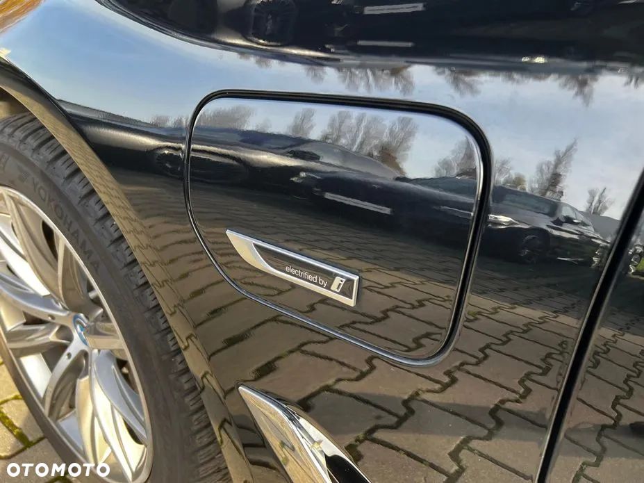 BMW Seria 5 530e Luxury Line - 11