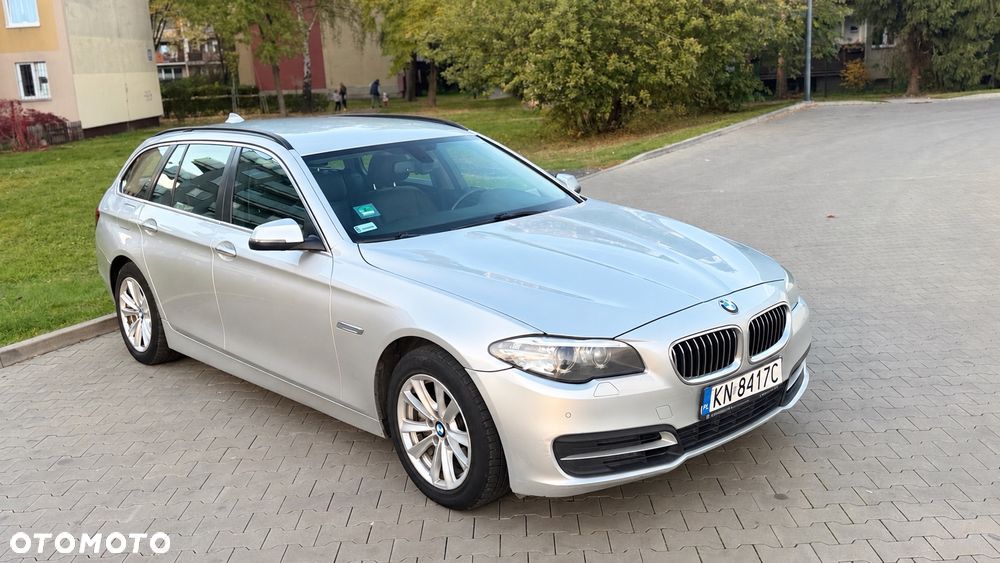 BMW Seria 5 525d Luxury Line - 28