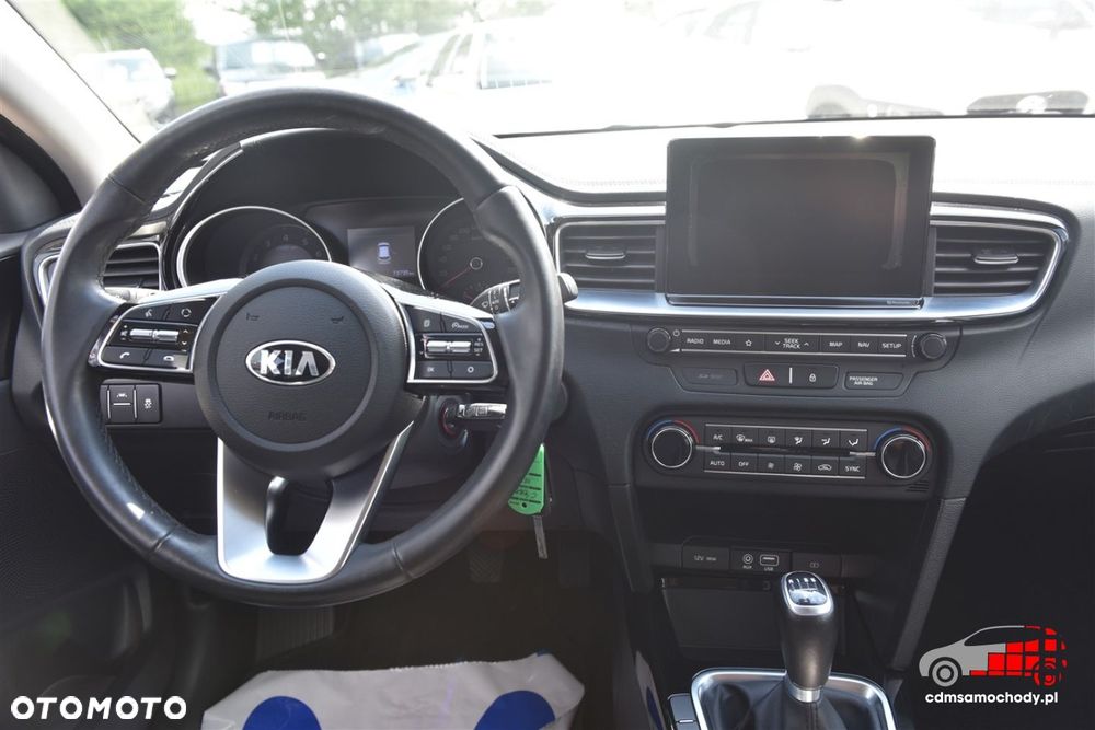 Kia Ceed 1.4 L Business Line Plus - 16