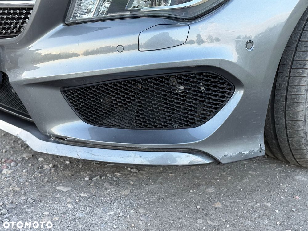 Mercedes-Benz CLA 180 7G-DCT AMG Line - 24