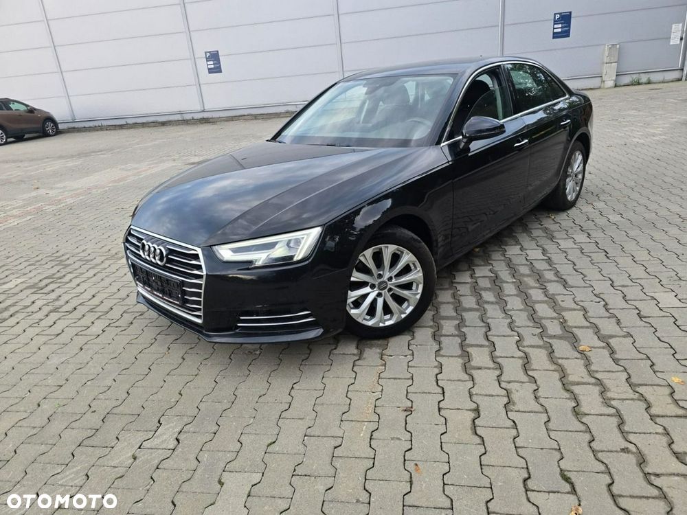 Audi A4 Limousine - 6