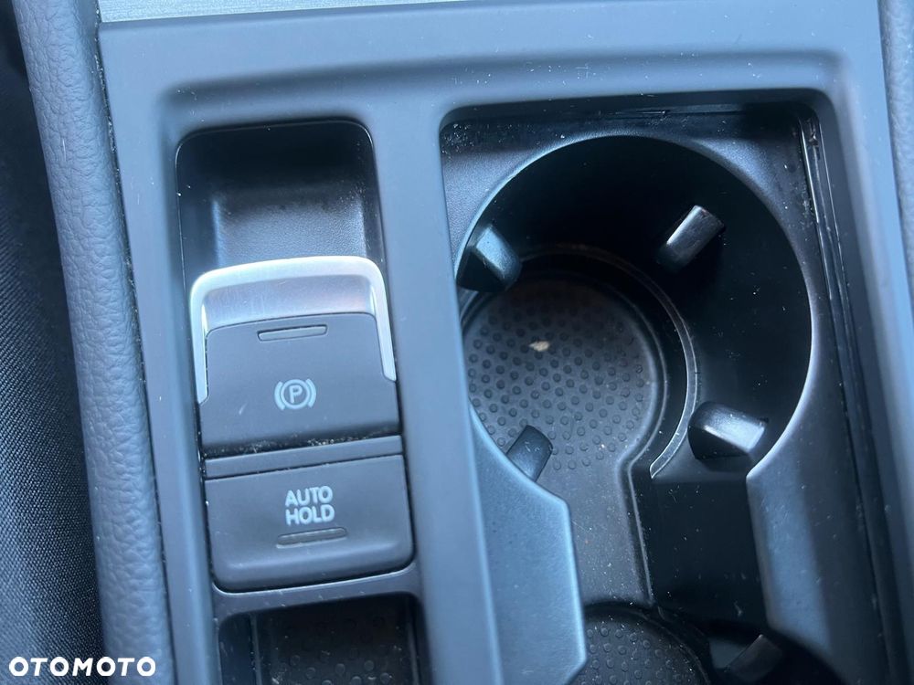 Volkswagen Golf VII 1.2 TSI BMT Comfortline - 16