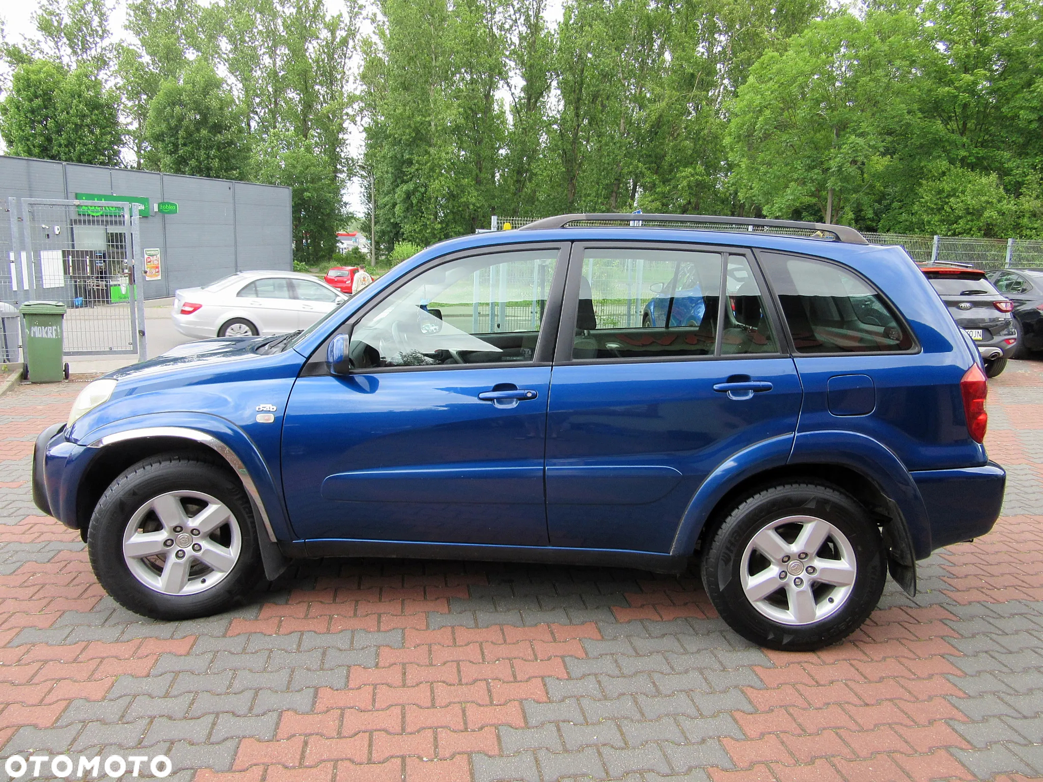 Toyota RAV4 2.0 D-4D 4x4 - 10