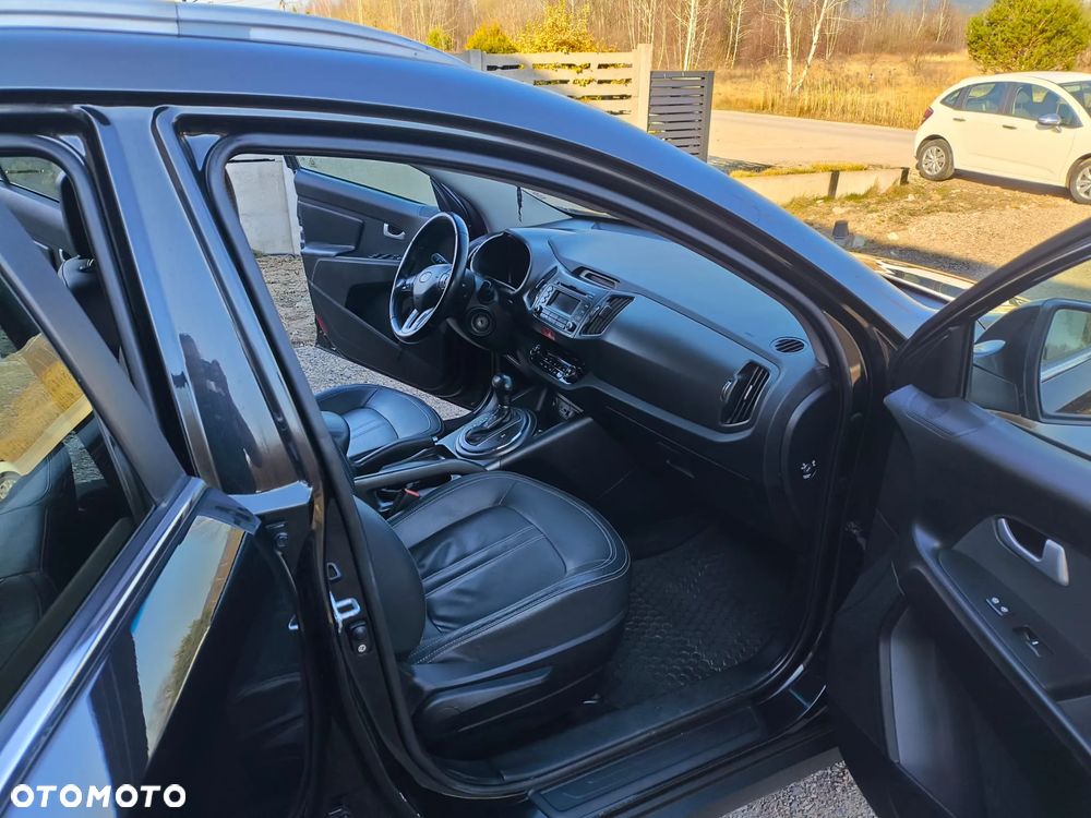 Kia Sportage 2.0 CRDI 4WD Automatik Spirit - 16